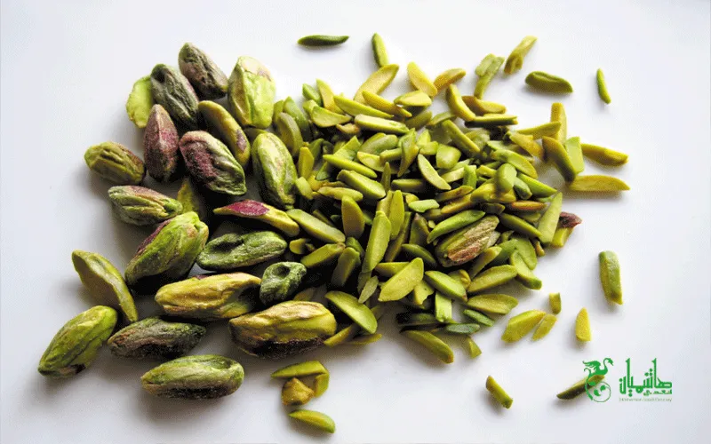 خلال پسته ی مرغوب و درجه یک در عطاری هاشمیان