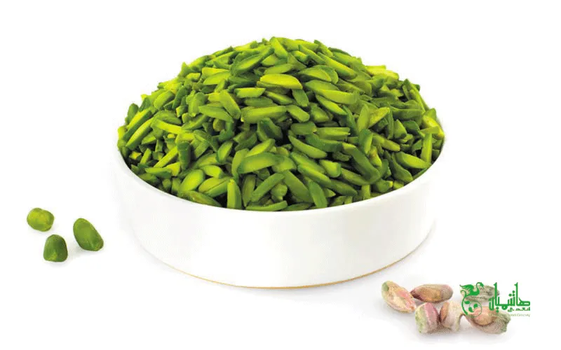 خلال پسته ی مرغوب و درجه یک در عطاری هاشمیان