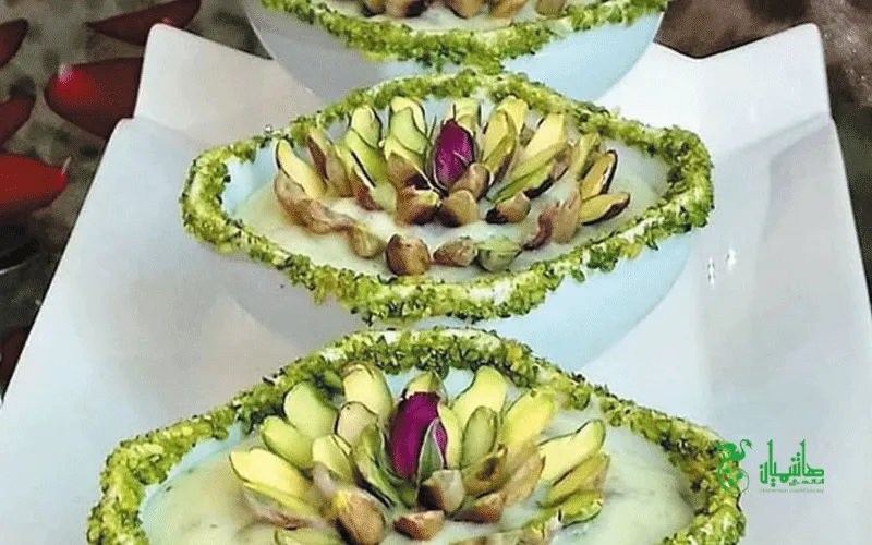 خلال پسته ی مرغوب و درجه یک در عطاری هاشمیان