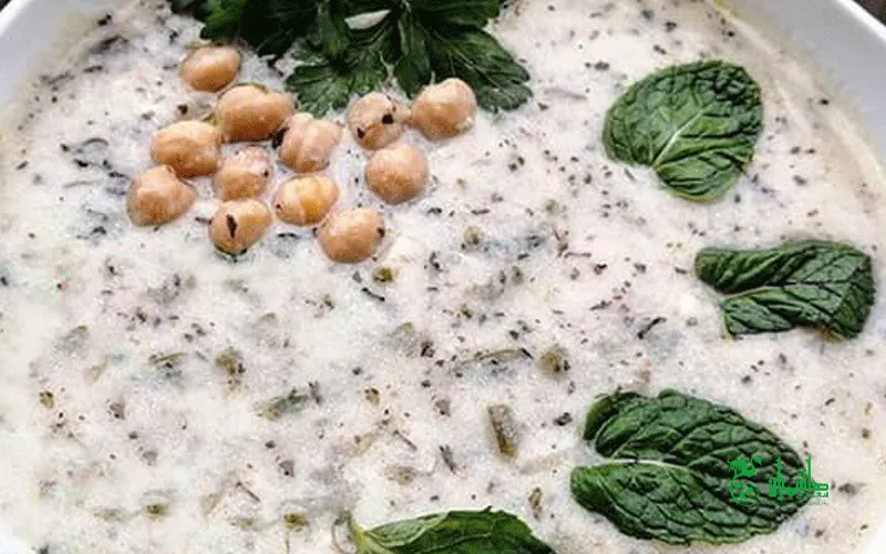 آش دوغ اعلا تهیه شده با سبزی خشک آش 